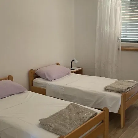 Giovani Διαμέρισμα